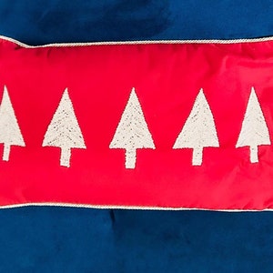 Christmas cushion cover| Christmas Decor Xmas Tree Handmade Gifts Decor| Red cushion covers| Festive Bed Pillows| Cottage Home Decor