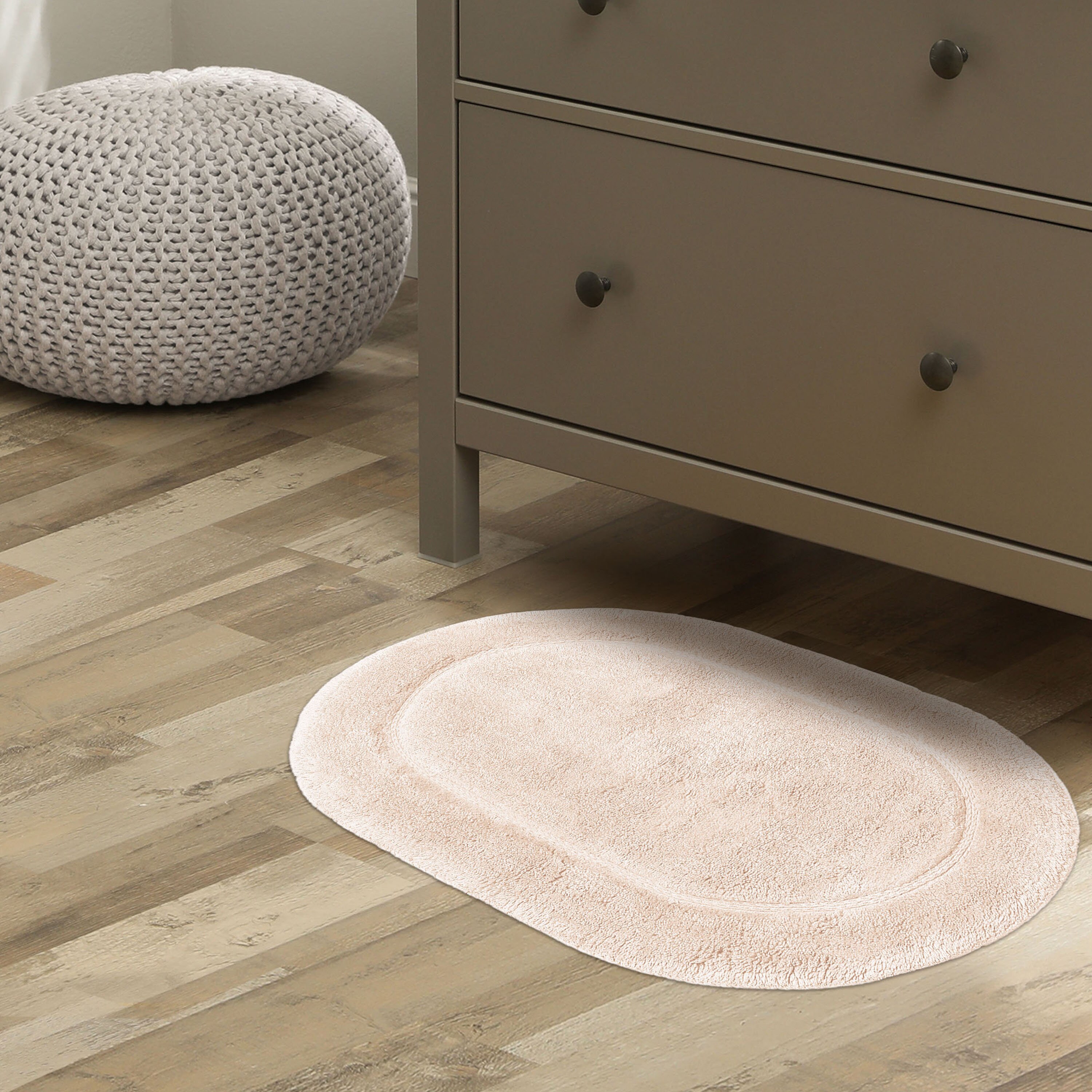 Plaid Check Pattern In Shades Of Pale Grey 3 Piece Bathroom Rugs Set