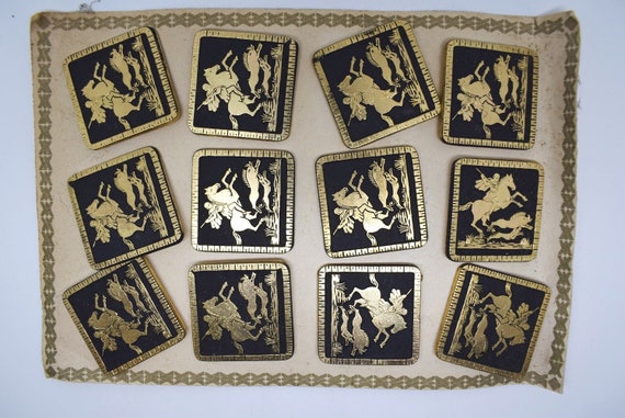 29x29mm Large Antique Gold Hunter On Horse Theme … - image 1