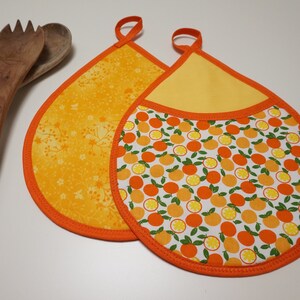 1 pair of potholders, beautiful drop shape, handmade, motif - oranges
