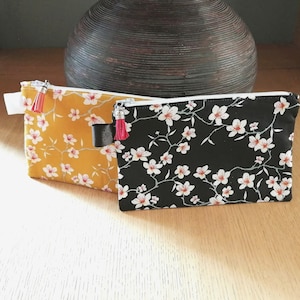 Pochette en tissu japonais / organisateur de sac japonais / trousse sac à main / fleurs de cerisiers japonais / pochette matelassée japonais