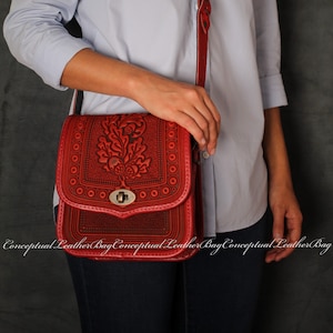 Red leather handbag Woman leather shoulder /crossbody tote bag Red messenger handbag Embossed leather purse Gift for her