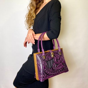 Purple leather bag purple handbags Purple top handle purse Purple purses Leather tote bag Leather handback purse Embossed purse Gift idea