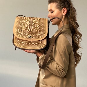 Leather Crossbody Purse: Beige Tote Bag, Unique Shoulder Bag