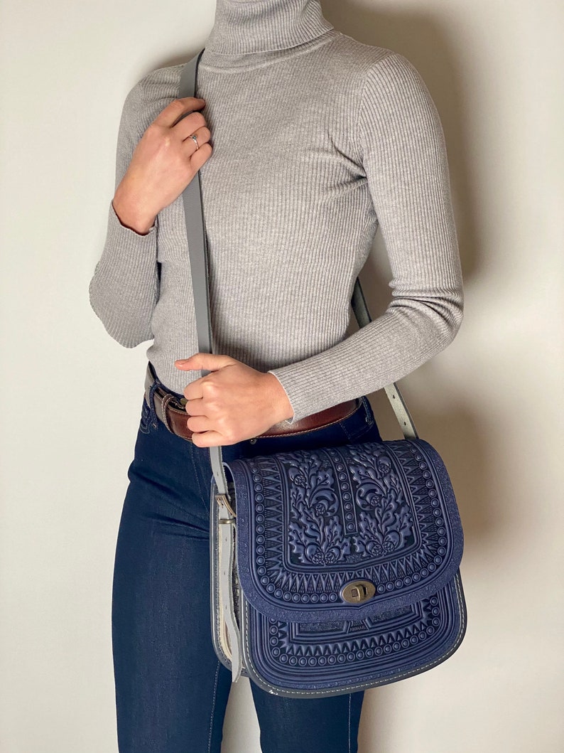 Blue crossbody purse Blue leather purse Leather messenger bag Woman shoulder handbag Blue leather purse Embossed handbag Tooled leather bag image 10