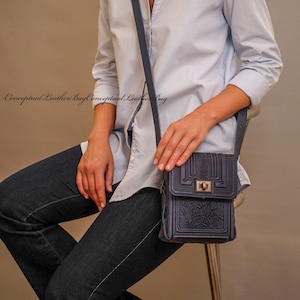 Bolso bandolera azul Bolso bandolera pequeño Bolso bandolera de piel Bolso unisex Monedero pequeño de piel Bolso de piel hecho a mano Regalo para él o ella