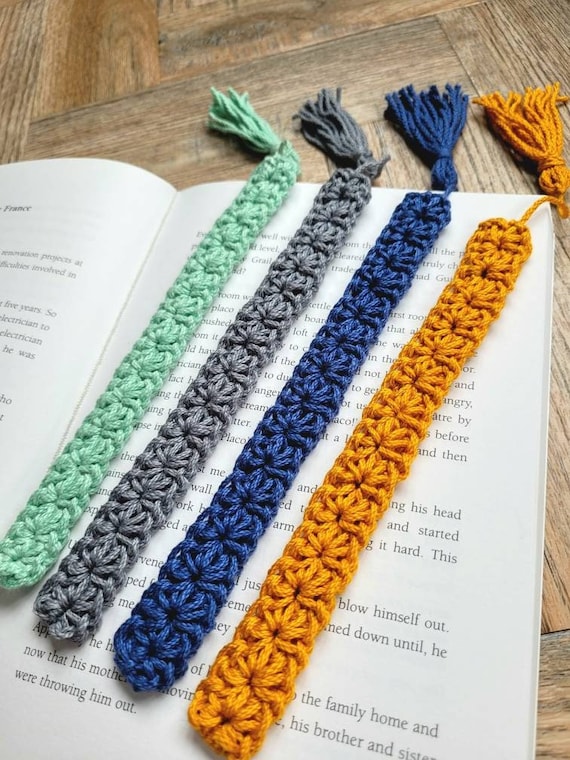 Crochet Bookmark, Pretty Bookmark, Handmade Bookmark, Book Lover Gift, Bookmark for Women, Bookmark Set, Reading Gifts, Boho Bookmark