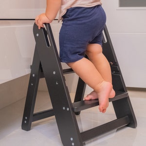 Bathroom kids stool, adjustable step, wooden toilet stool, bathroom helper stool, toddler wood step ladder, personalized kids furniture