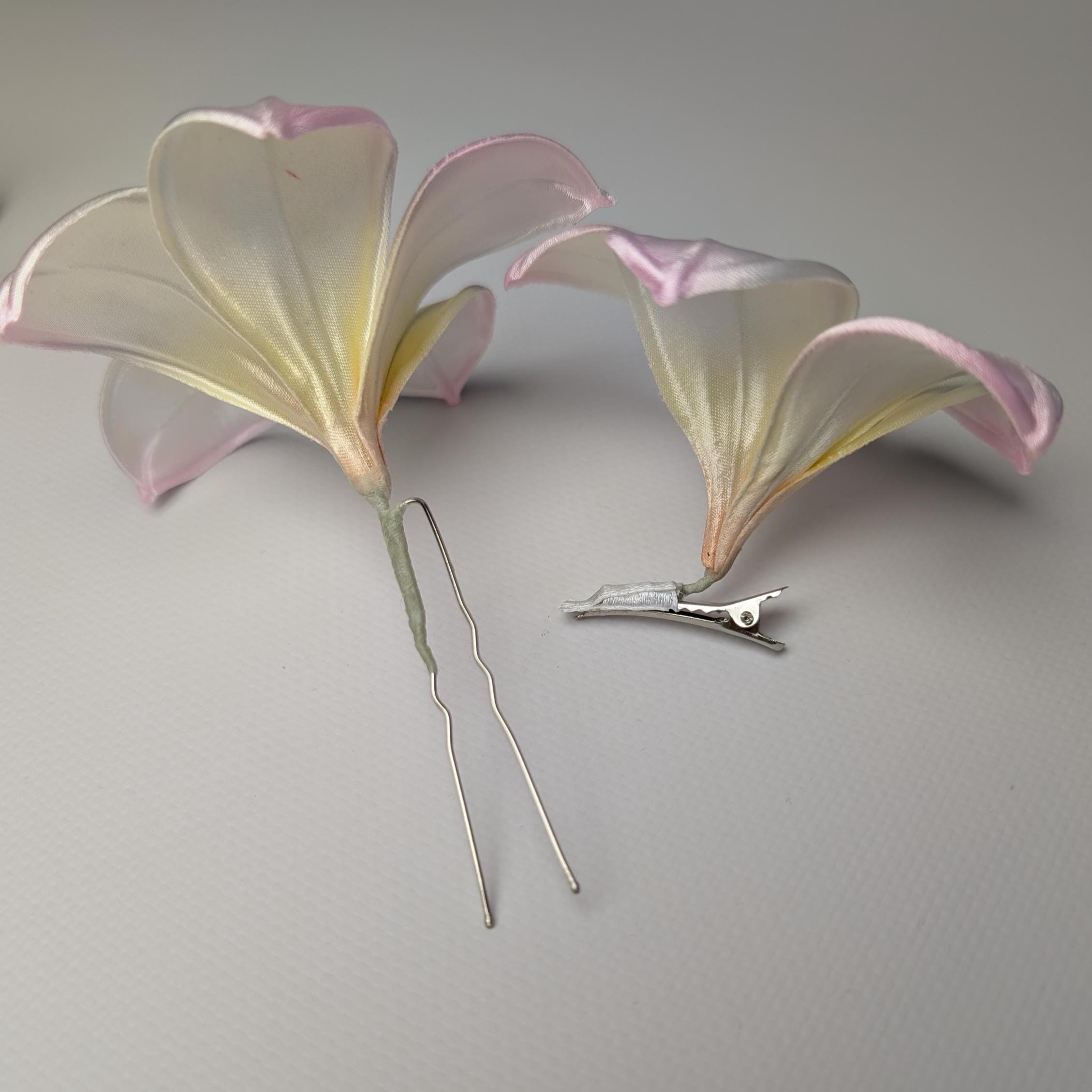 AYNKH Haarklammern Plumeria-Blumen – 6 Stück Hawaiianische Blumen-Spangen, Rutschfest, Für Hochzeiten, Partys, Urlaub