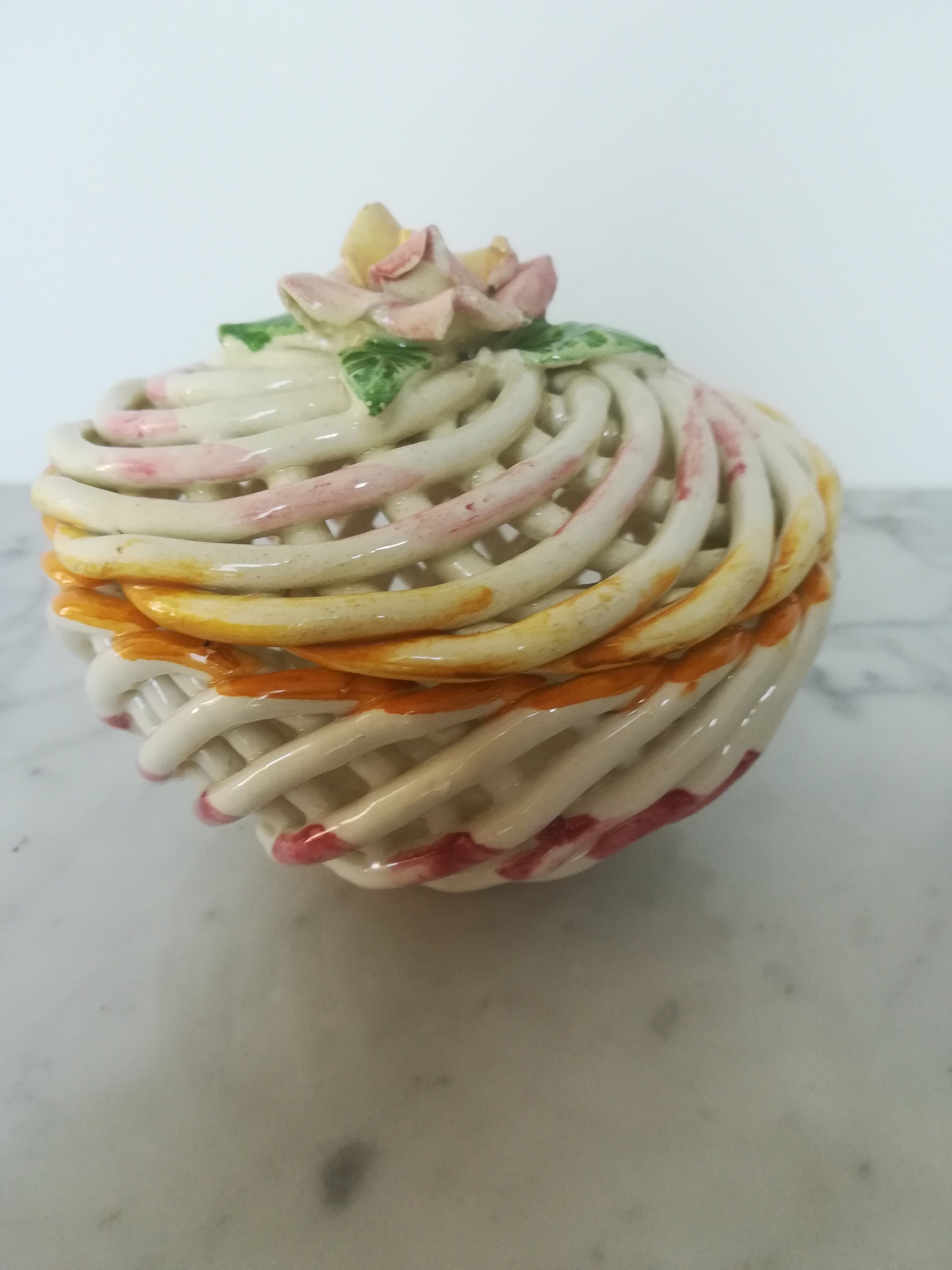 Belle Bonbonnière, Boîte Bijoux, Bonbon Etc... Vintage en Porcelaine