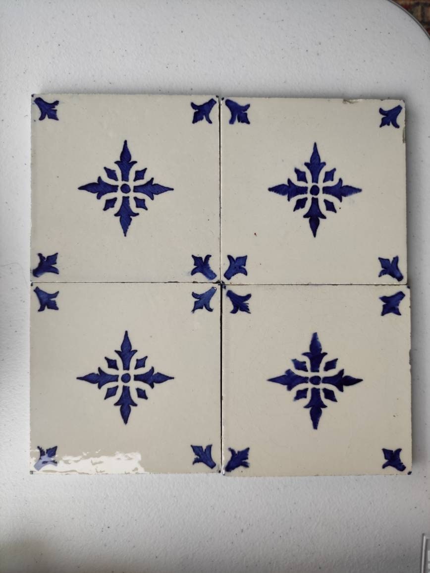 Un Ensemble de 4 Carrelages, Carreaux Français, Napoléon Iii, Français Rares Desvres Fourmaintraux, 