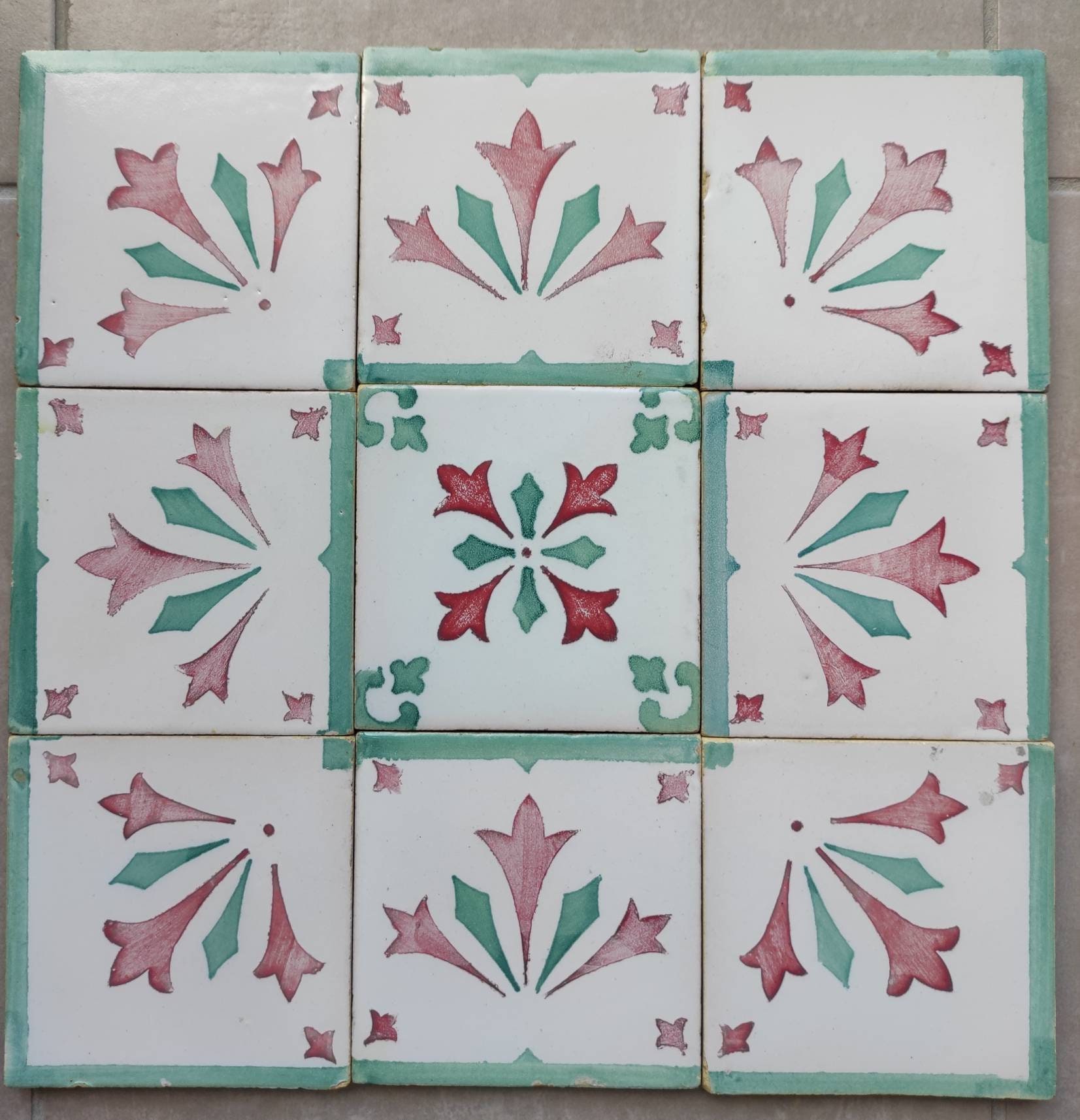 Ensemble De 9 Carrelages,