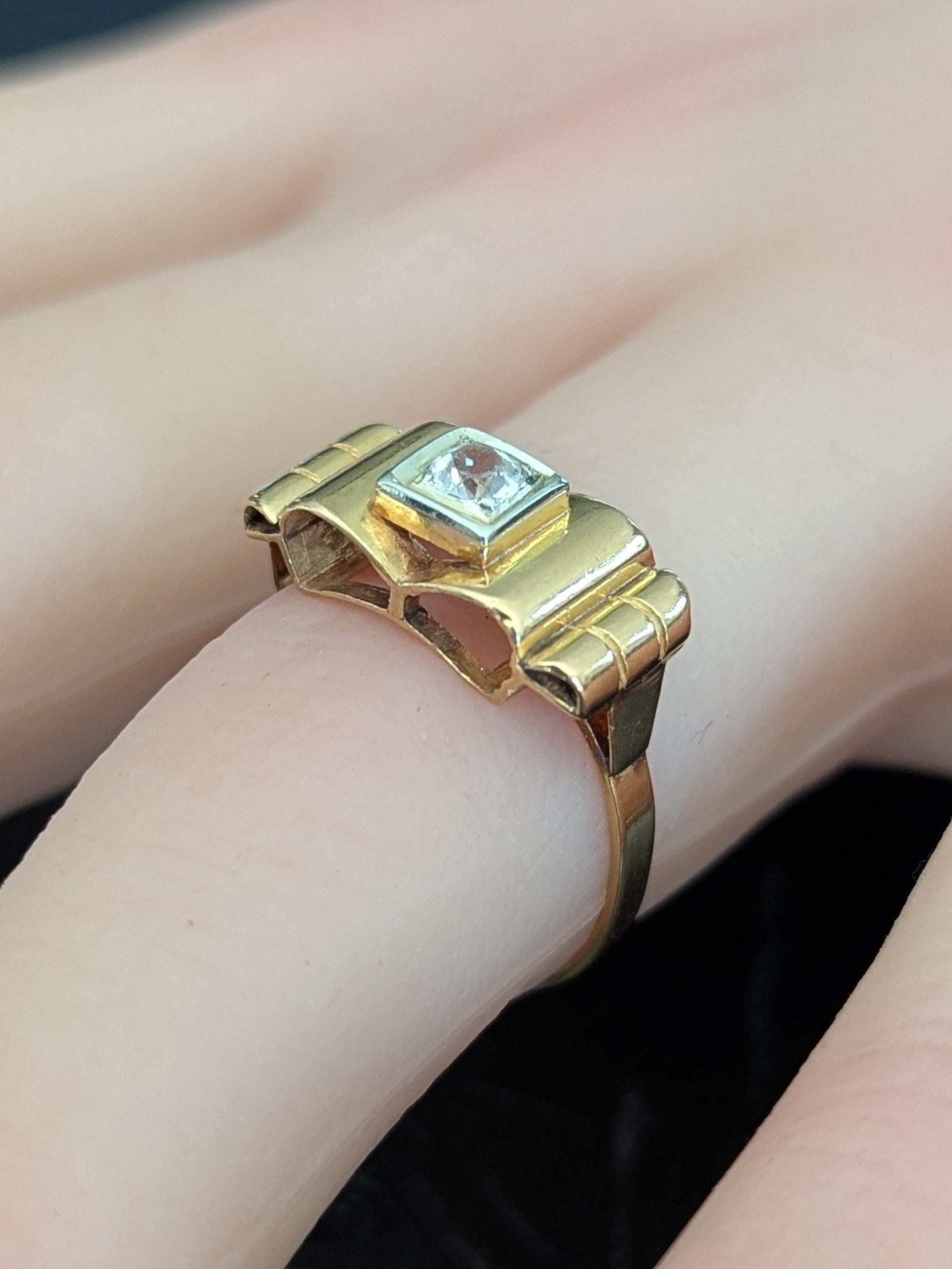 Bague Art Déco En Or 18 Carats - Boule Rouge Années 1940 - Taille 54 - Parfait état