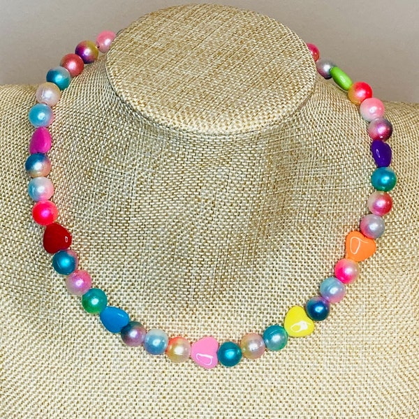 Tie Dye Heart Necklace / Y2K / Trendy Fun Summer Spring / Chunky Beads / Fun 90's necklace / Colorful Necklace