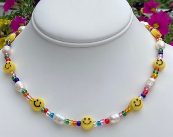 Y2K Smiley Face Pearl Choker / Smiley Face Necklace