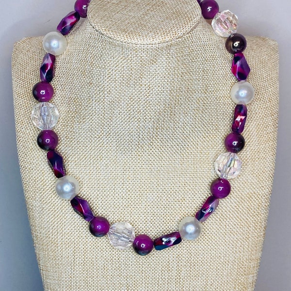 Purple Pink Leopard White Clear Gray Chunky Beaded Necklace / Translucent Faceted Pearl / Statement Bib Gumball Bubble
