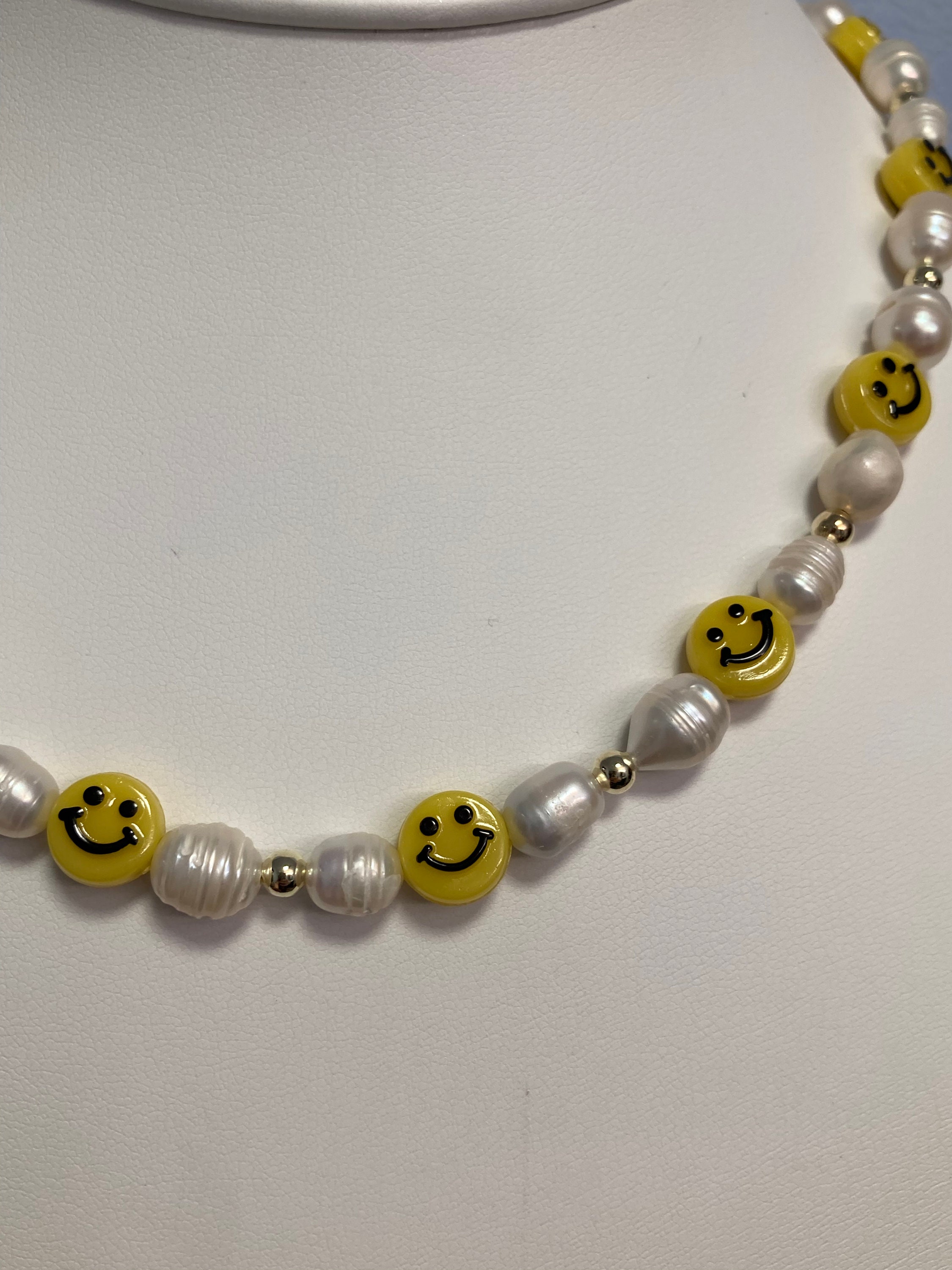Y2K Smiley Face Pearl Choker / Smiley Face Necklace / Gold Etsy