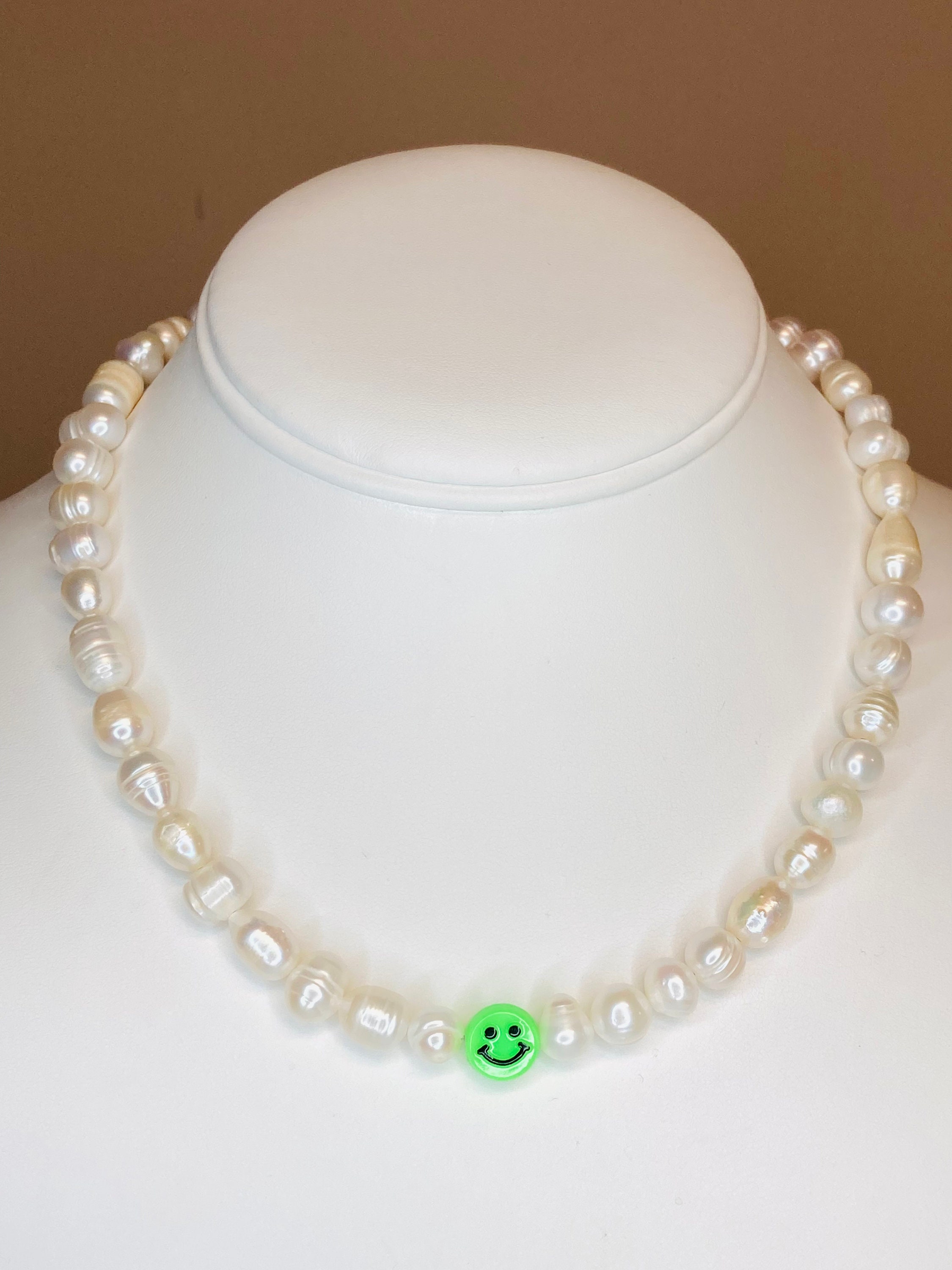 ネックレス・チョーカー Smiley Real Pearl Necklace Y2K Smiley Face Pearl Choker / Green Smile Face Necklace
