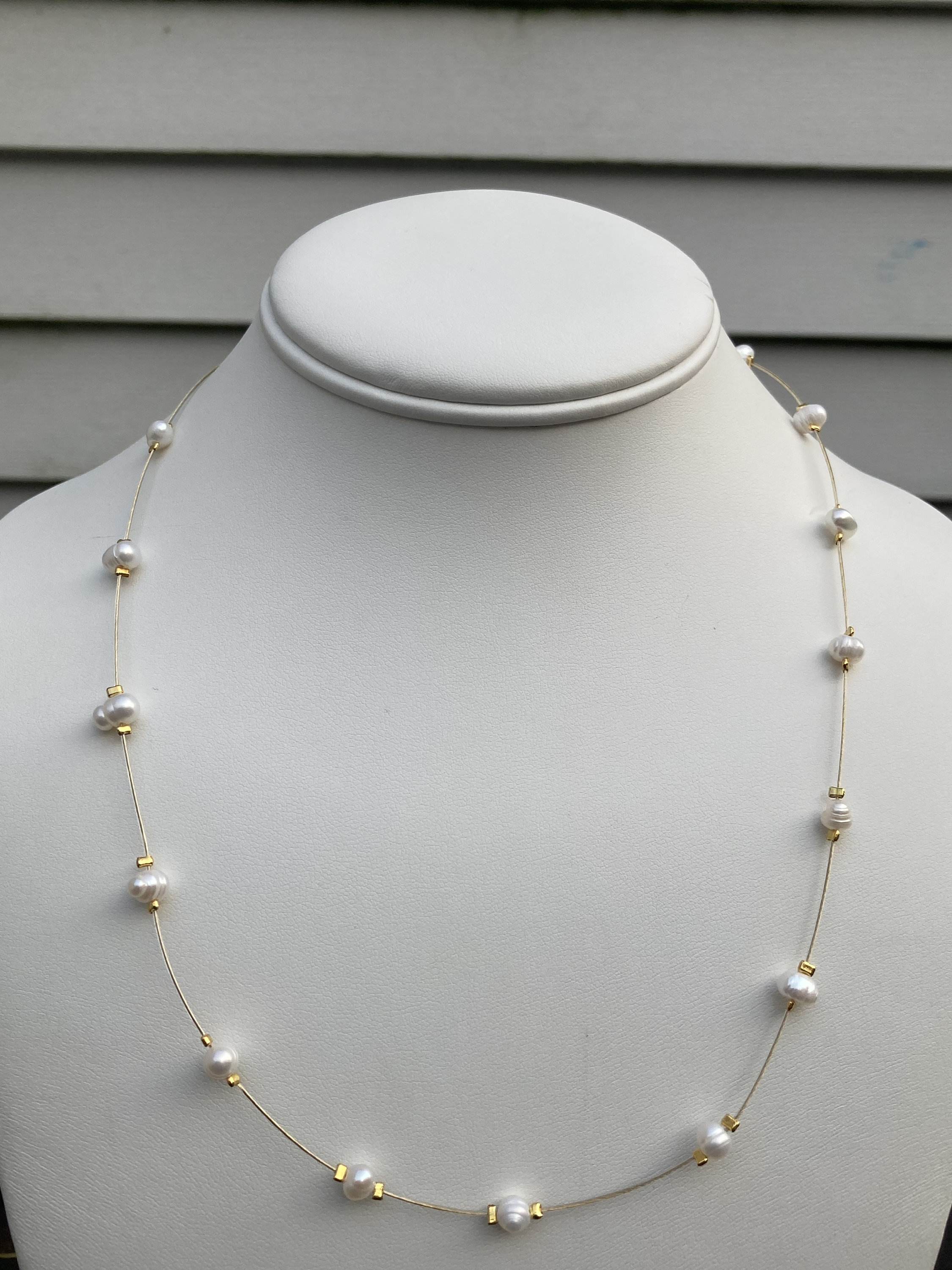 Illusion Pearl Necklace / Floating Pearl Necklace