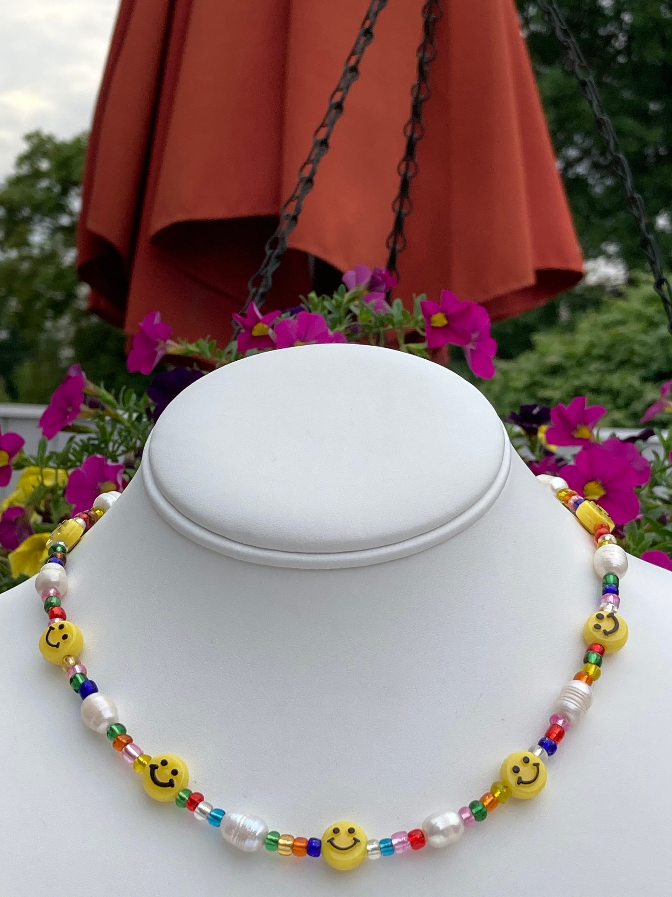 Amazon.com: Bohemia Multilayer Smiley Pearl Rainbow Beaded Choker Necklace  Compatible with Women Acrylic Fruit Heart Beads Chain Necklaces Beach  Jewelry (Metal Color : 062806YW) : Clothing, Shoes & Jewelry