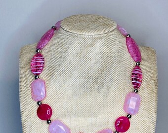 Pink Chunky Beaded Necklace / Light Pink / Hot Pink