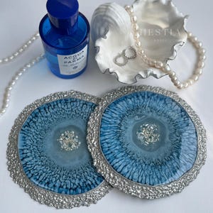 Luxury Ocean Resin Coaster Set & Conch Shell Tray, Deep Blue, White Gold, Handmade Gift for Her, Artistic Home Decor, Coastal Candle Holders