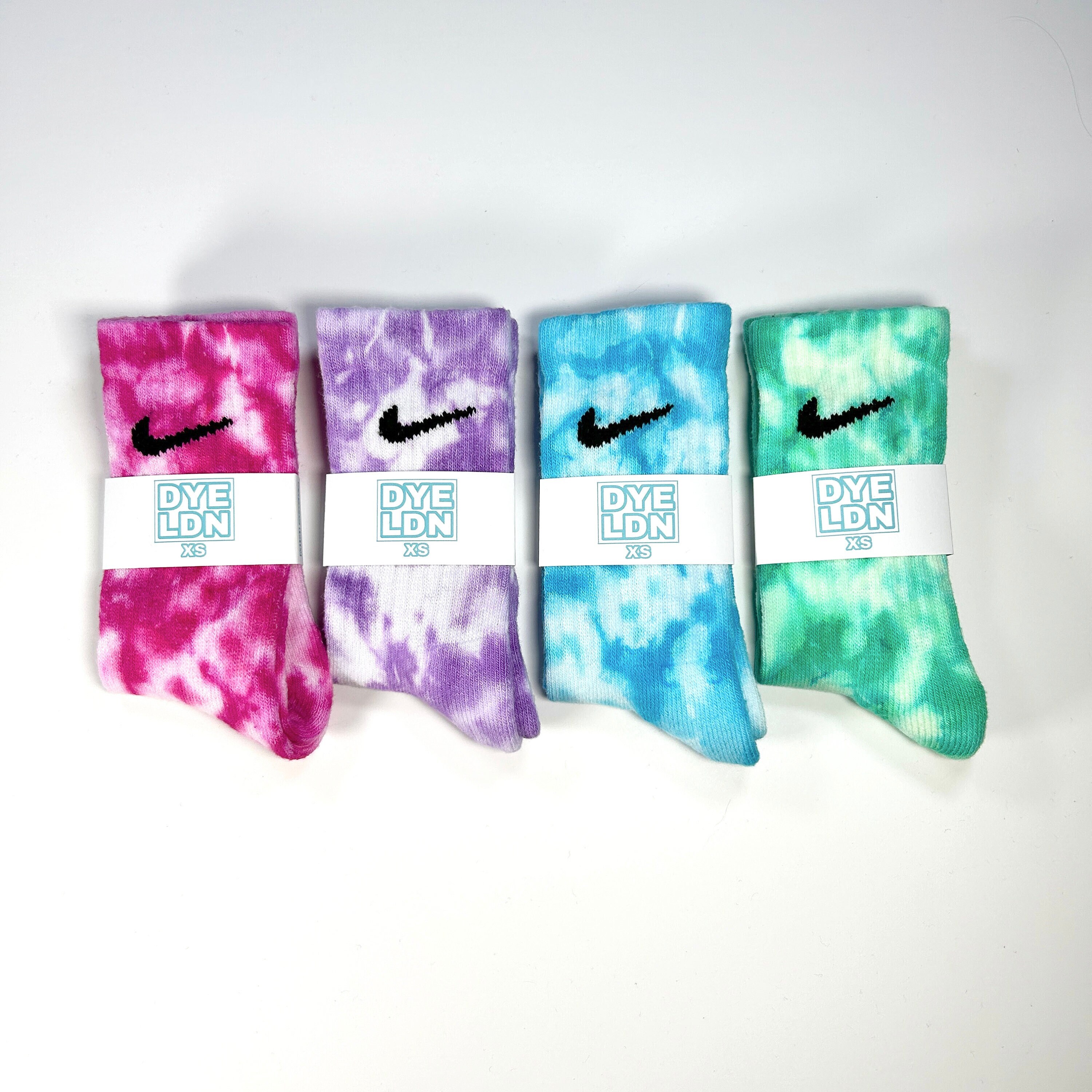 1 paire de chaussettes ras du cou Nike tie and dye ENFANT 