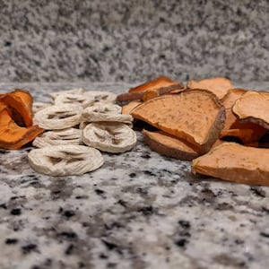 4 oz One Ingredient Dehydrated Fruit and Vegetable Pet Treats