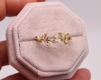 MARSPOWER Adjustable Ring Geometric Hollow Leaf Adjustable Fashionable Beautiful Ring Good Gloss Elegant Ring Medium KC Gold 