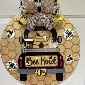 Honey Bee Door Hanger, Welcome Door Sign, Front Door Hanger, Housewarming Gift, Free Shipping