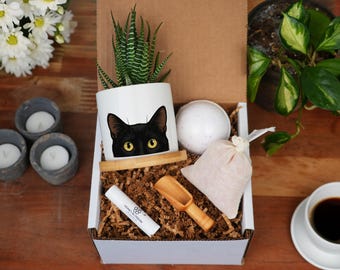 Schwarze Katze Spa Geschenkbox - 3 "Weißer Keramiktopf - Schwarze Katze Pflanzgefäß, Geschenk für Katzenliebhaber, Katzenohren, Katzengeschenke, Katzenmutter, spähende Katze, Witchy Geschenke