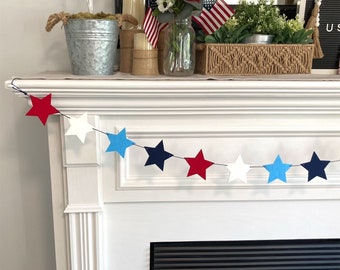 July 4th Stars Garland / Red White Blue Felt Stars Banner / Americana Home Decor / Patriotic Bunting for Mantel / Memorial Day Decorations