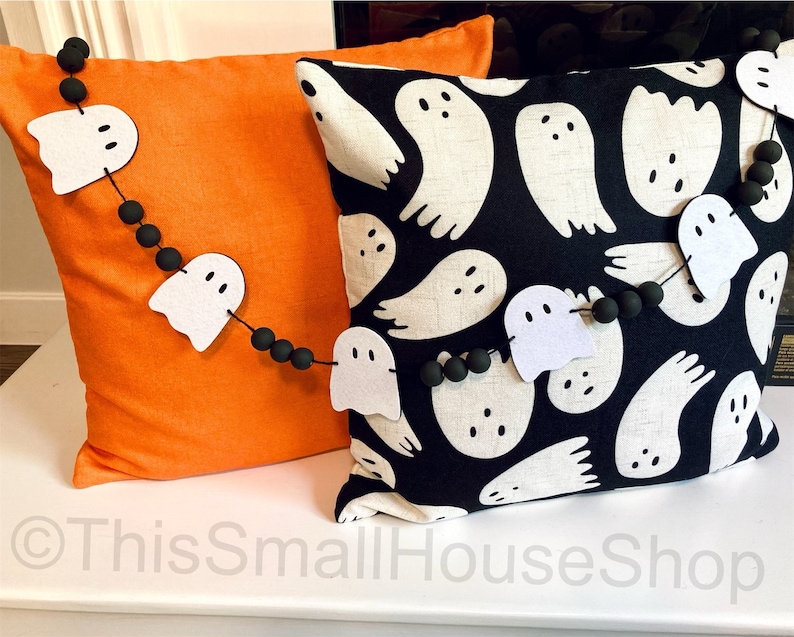 Cute Felt Ghost Garland / Handmade Halloween Banner / Spooky Season Home Decor / Farmhouse Bunting for Mantel / Adorable Ghosties Decoration image 5
