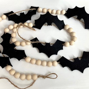 Halloween Black Felt Bats and Wood Beads Garland for Fireplace Mantel / Spooky Wall Decor Banner Belfry / Boho Farmhouse Bunting for mantle image 4