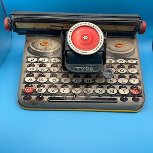 vintage toy typewriter 1940s