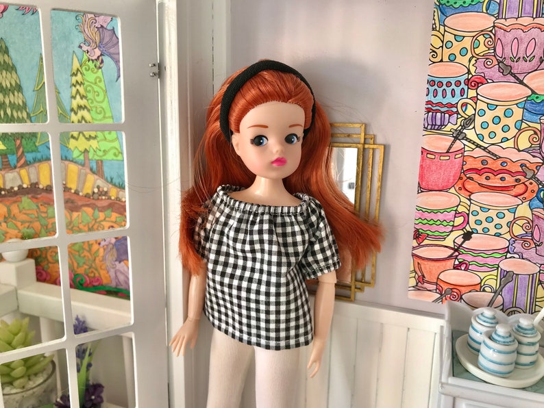 Loose Fit Blouse Top for Sindy 10-12 Fashion Dolls, Gingham image 3