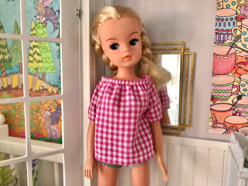 Loose Fit Blouse Top for Sindy 10-12 Fashion Dolls, Gingham image 2