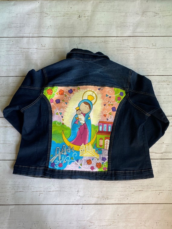VirgenChinita、Chinita、HollyMary、VirginMary 