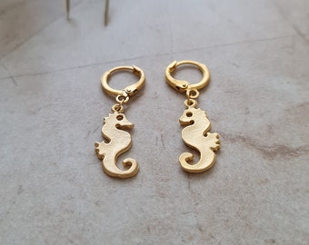 Seahorse Charm Hoop Earrings, Minimal Gold Beach Jewelry, Dainty Ocean Inspired Earrings