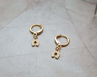 14k vergulde hoefijzervormige hoepeloorbellen: sierlijke minimalistische charme