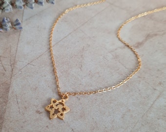 Collana con ciondolo luna e stelle, ciondolo in oro minimale, gioielli celestiali per tutti i giorni