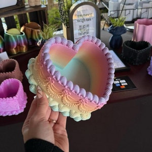 6 inch Heart Cake Planter | Valentine's Day Gift | Birthday Gift | Anniversary Gift | 3D Printed | Succulent Planter | Home Decor
