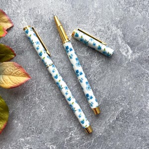 Forget-Me-Not Black Ink Gel Pen | Cute Stationery Office Supplies Gift