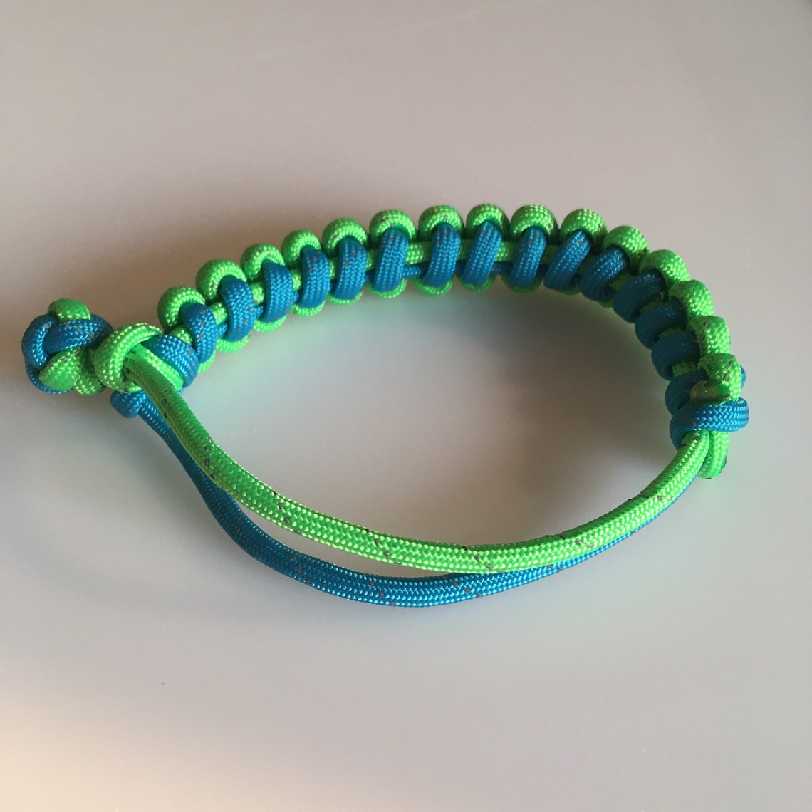 Green & Blue Reflective Paracord Bracelet - Etsy