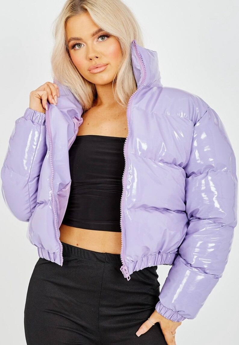 Укороченный пуховик. Укороченный пуховик. Google hooded puffer jacket black. Prada puffer jacket women. Укороченный пуховик.