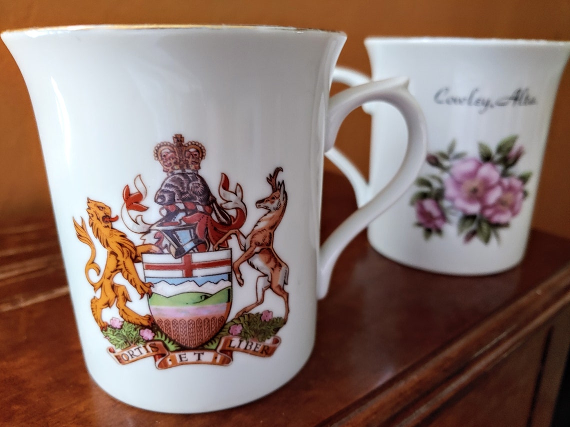 PAIR VINTAGE CANADIAN Coffee Mugs Fortis Et Liber Cowley Etsy PAIR VINTAGE CANADIAN Coffee Mugs Fortis Et Liber Cowley Etsy