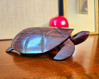 Ironwood Sea Turtle Sculpture 7.25" Long Vintage Seri People Mexico