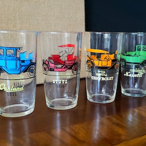 4 Hazel Atlas Tall Drinking Glasses Antique Automobile Theme Car Motif Tumblers