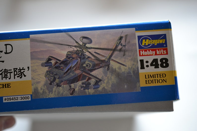 Kit #597 Model AH-84D APACHIE Helicopter J.D.S.D.F