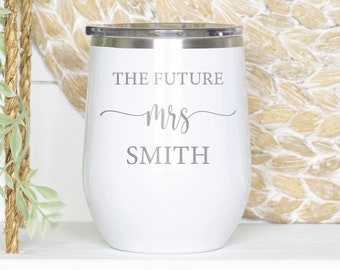 Future Mrs Wine Tumbler, Lucky Mr and Future Mrs, Future Mrs Gift, Bride and Groom Tumbler, Engagement Party, Newly Engaged Gift, Bride Gift
